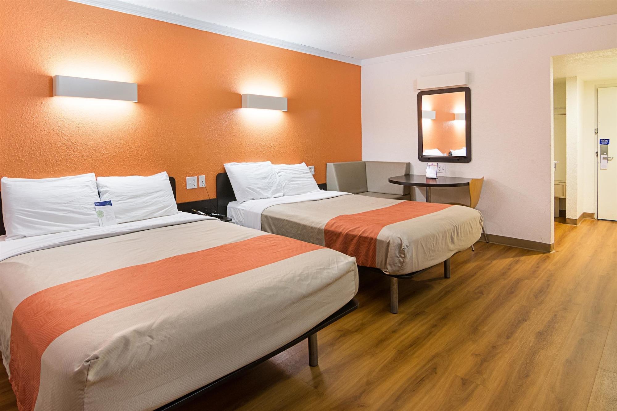 Motel 6-Tampa, Fl - Fairgrounds Heartland ภายนอก รูปภาพ