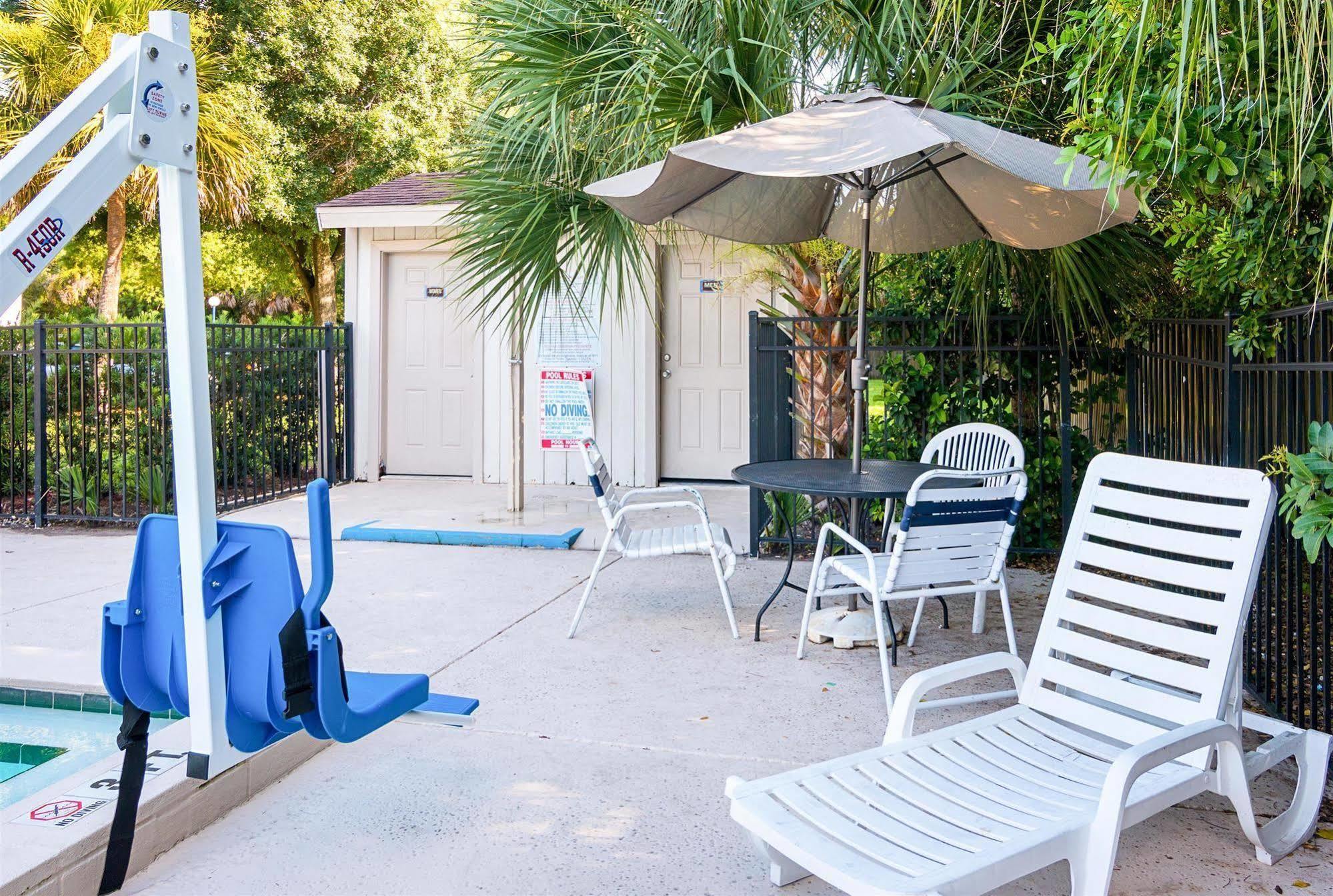 Motel 6-Tampa, Fl - Fairgrounds Heartland ภายนอก รูปภาพ