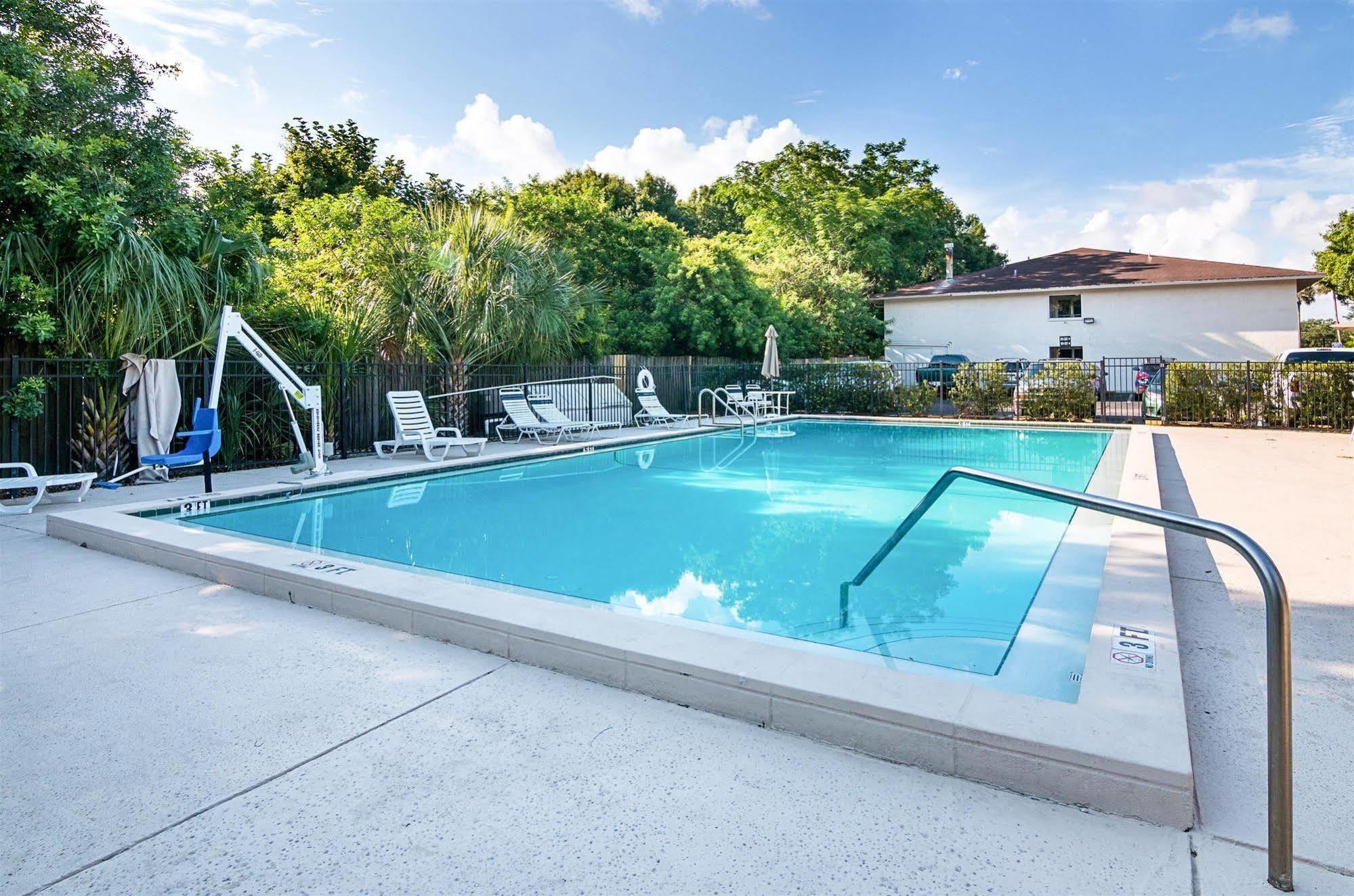 Motel 6-Tampa, Fl - Fairgrounds Heartland ภายนอก รูปภาพ